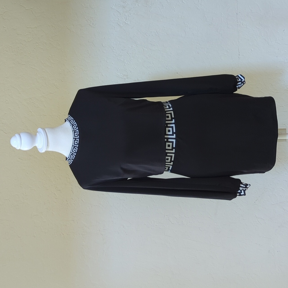 Elegant Black White Geometric Pattern Long Sleeve Top and Mini Skirt Set Medium